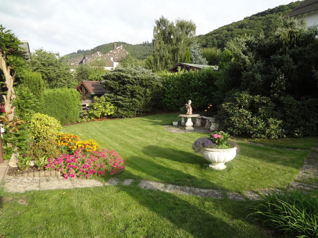 Gaestehaus Am Ahornweg Bernkastel-Kues Δωμάτιο φωτογραφία